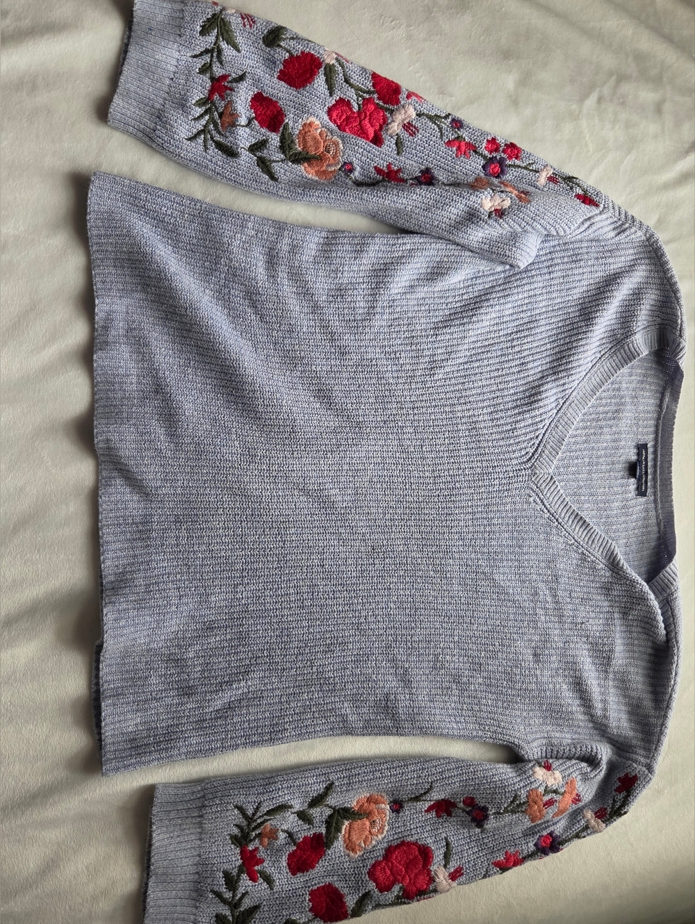 American Eagle Outfitters Light Blue Ribbed Knit Sweater With Flower Embroidery